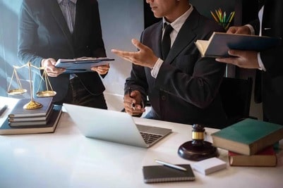 Blog image Obligations Law – Debt Collection, Loans, and Compensation for Damages